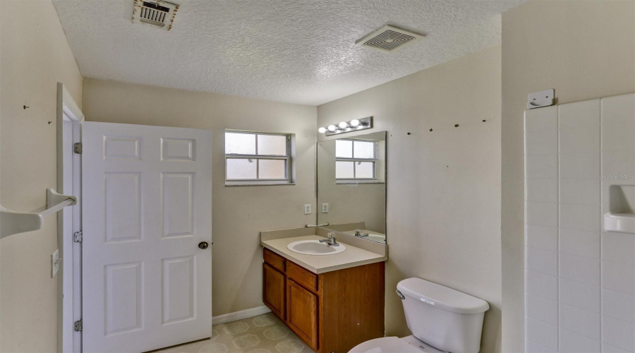 Primary Suite - Bath