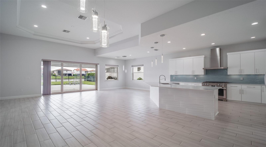 ORLANDO, Florida 32836, 4 Bedrooms Bedrooms, ,2 BathroomsBathrooms,Residential,For Sale,ROYAL CYPRESS,0,MFRO6424546