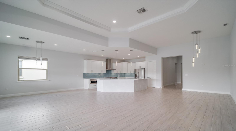 ORLANDO, Florida 32836, 4 Bedrooms Bedrooms, ,2 BathroomsBathrooms,Residential,For Sale,ROYAL CYPRESS,0,MFRO6424546