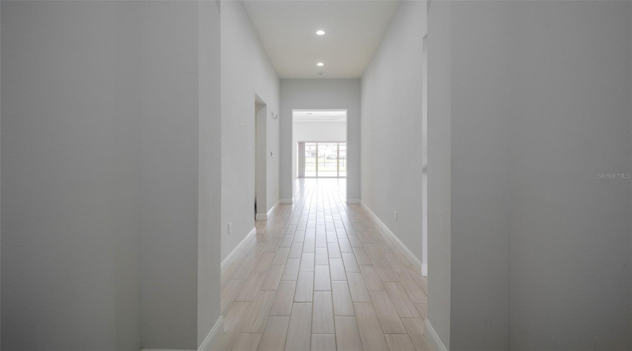 ORLANDO, Florida 32836, 4 Bedrooms Bedrooms, ,2 BathroomsBathrooms,Residential,For Sale,ROYAL CYPRESS,0,MFRO6424546