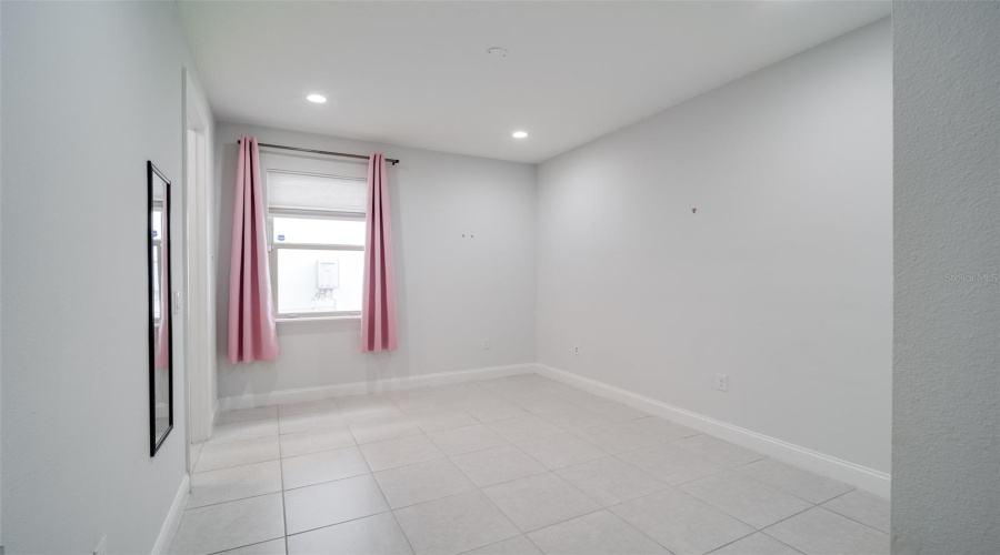 ORLANDO, Florida 32836, 4 Bedrooms Bedrooms, ,2 BathroomsBathrooms,Residential,For Sale,ROYAL CYPRESS,0,MFRO6424546