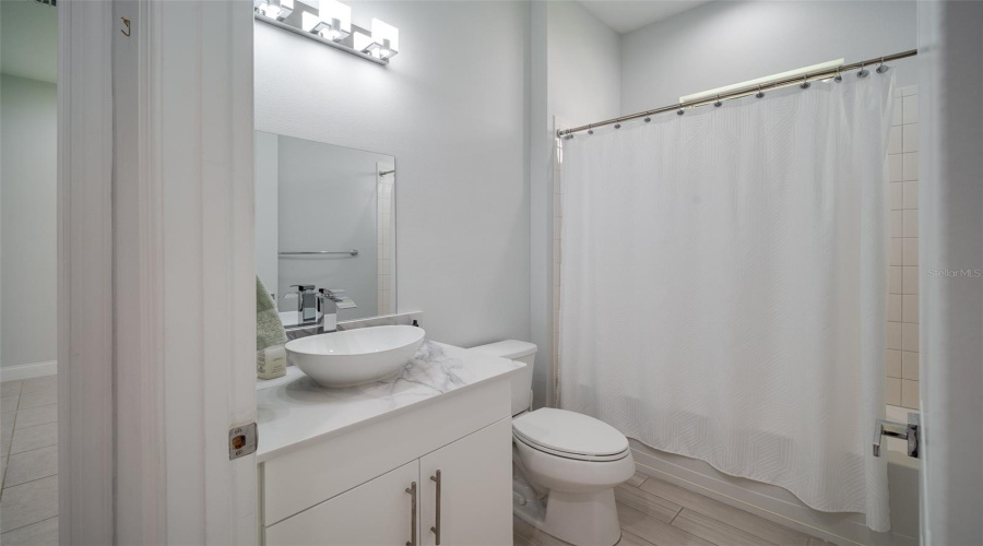 ORLANDO, Florida 32836, 4 Bedrooms Bedrooms, ,2 BathroomsBathrooms,Residential,For Sale,ROYAL CYPRESS,0,MFRO6424546