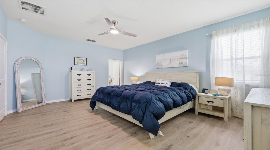 KISSIMMEE, Florida 34746, 4 Bedrooms Bedrooms, ,3 BathroomsBathrooms,Residential,For Sale,BLUE DIAMOND,0,MFRO6426336