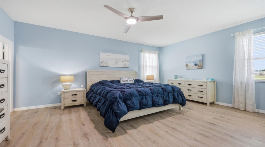 KISSIMMEE, Florida 34746, 4 Bedrooms Bedrooms, ,3 BathroomsBathrooms,Residential,For Sale,BLUE DIAMOND,0,MFRO6426336