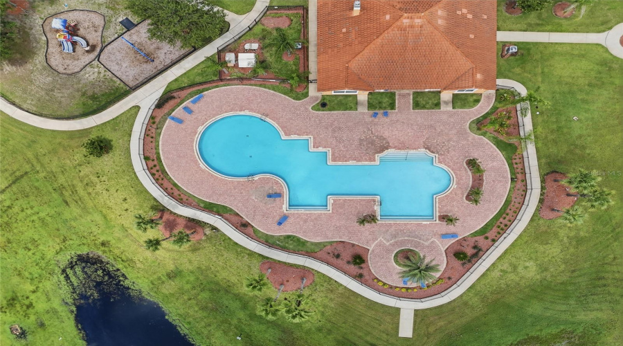 KISSIMMEE, Florida 34746, 4 Bedrooms Bedrooms, ,3 BathroomsBathrooms,Residential,For Sale,BLUE DIAMOND,0,MFRO6426336