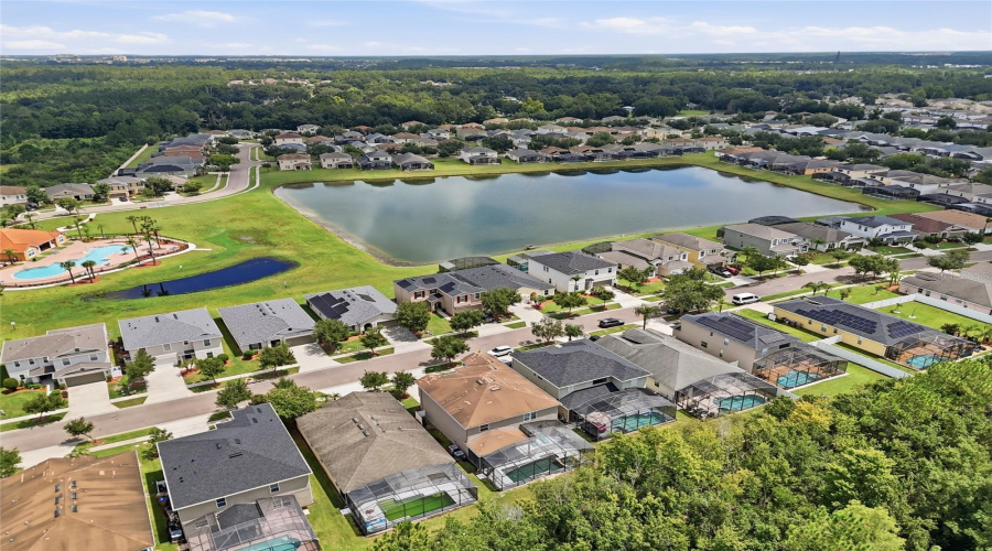 KISSIMMEE, Florida 34746, 4 Bedrooms Bedrooms, ,3 BathroomsBathrooms,Residential,For Sale,BLUE DIAMOND,0,MFRO6426336