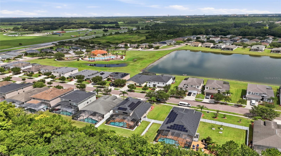 KISSIMMEE, Florida 34746, 4 Bedrooms Bedrooms, ,3 BathroomsBathrooms,Residential,For Sale,BLUE DIAMOND,0,MFRO6426336