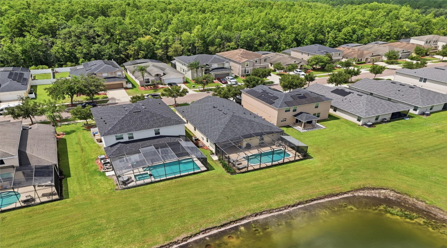 KISSIMMEE, Florida 34746, 4 Bedrooms Bedrooms, ,3 BathroomsBathrooms,Residential,For Sale,BLUE DIAMOND,0,MFRO6426336