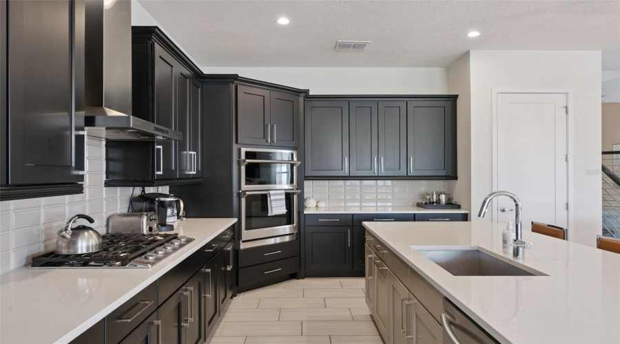 REUNION, Florida 34747, 5 Bedrooms Bedrooms, ,5 BathroomsBathrooms,Residential,For Sale,JACK NICKLAUS CT,0,MFRO6426361
