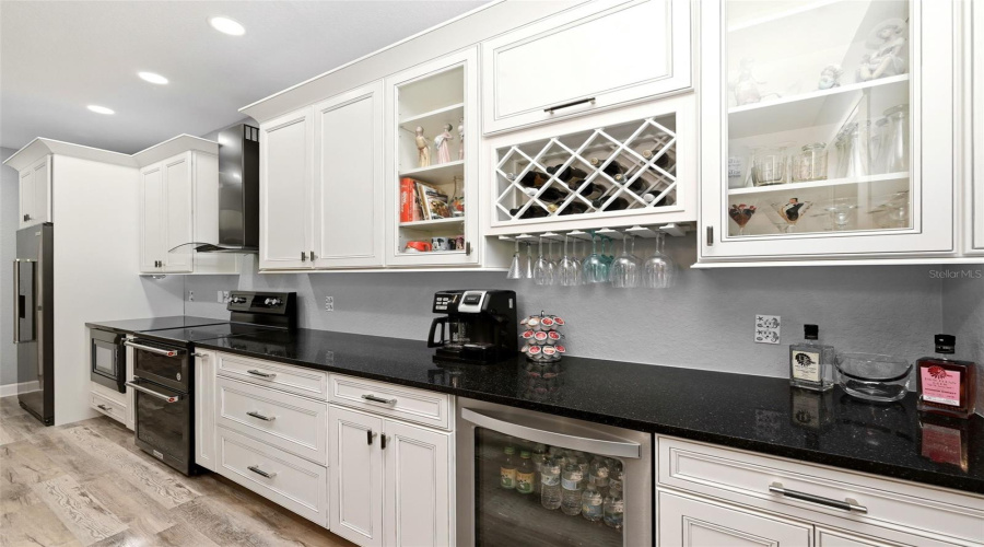 DAVENPORT, Florida 33896, 3 Bedrooms Bedrooms, ,2 BathroomsBathrooms,Residential,For Sale,RIVERDALE,0,MFRS5149344