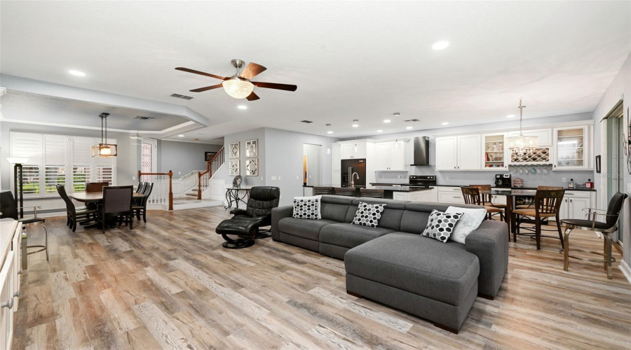 DAVENPORT, Florida 33896, 3 Bedrooms Bedrooms, ,2 BathroomsBathrooms,Residential,For Sale,RIVERDALE,0,MFRS5149344