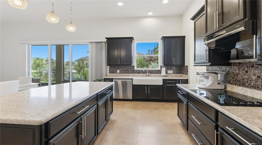 KISSIMMEE, Florida 34746, 4 Bedrooms Bedrooms, ,3 BathroomsBathrooms,Residential,For Sale,GOLDEN KNOT,0,MFRO6425379