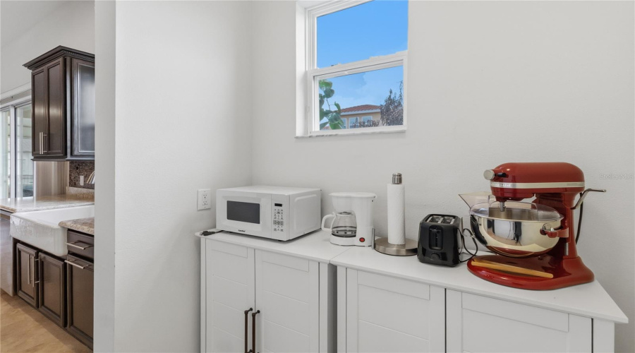 KISSIMMEE, Florida 34746, 4 Bedrooms Bedrooms, ,3 BathroomsBathrooms,Residential,For Sale,GOLDEN KNOT,0,MFRO6425379