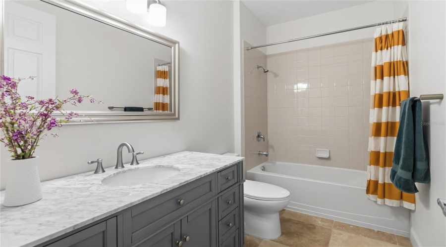 KISSIMMEE, Florida 34746, 4 Bedrooms Bedrooms, ,3 BathroomsBathrooms,Residential,For Sale,GOLDEN KNOT,0,MFRO6425379