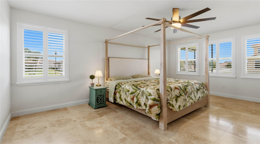 KISSIMMEE, Florida 34746, 4 Bedrooms Bedrooms, ,3 BathroomsBathrooms,Residential,For Sale,GOLDEN KNOT,0,MFRO6425379