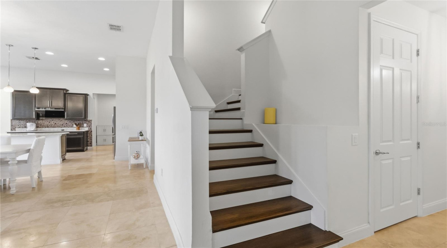 KISSIMMEE, Florida 34746, 4 Bedrooms Bedrooms, ,3 BathroomsBathrooms,Residential,For Sale,GOLDEN KNOT,0,MFRO6425379