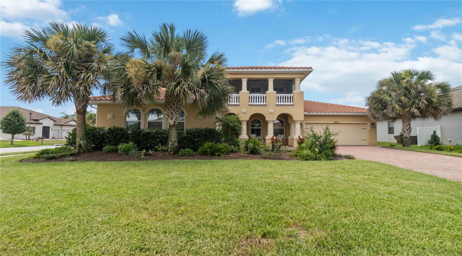 KISSIMMEE, Florida 34746, 4 Bedrooms Bedrooms, ,3 BathroomsBathrooms,Residential,For Sale,GOLDEN KNOT,0,MFRO6425379