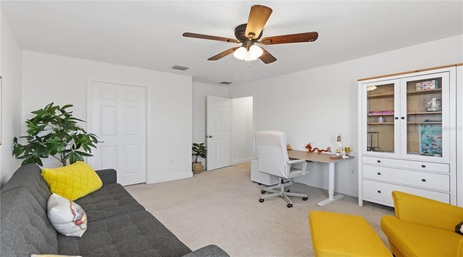 KISSIMMEE, Florida 34746, 4 Bedrooms Bedrooms, ,3 BathroomsBathrooms,Residential,For Sale,GOLDEN KNOT,0,MFRO6425379