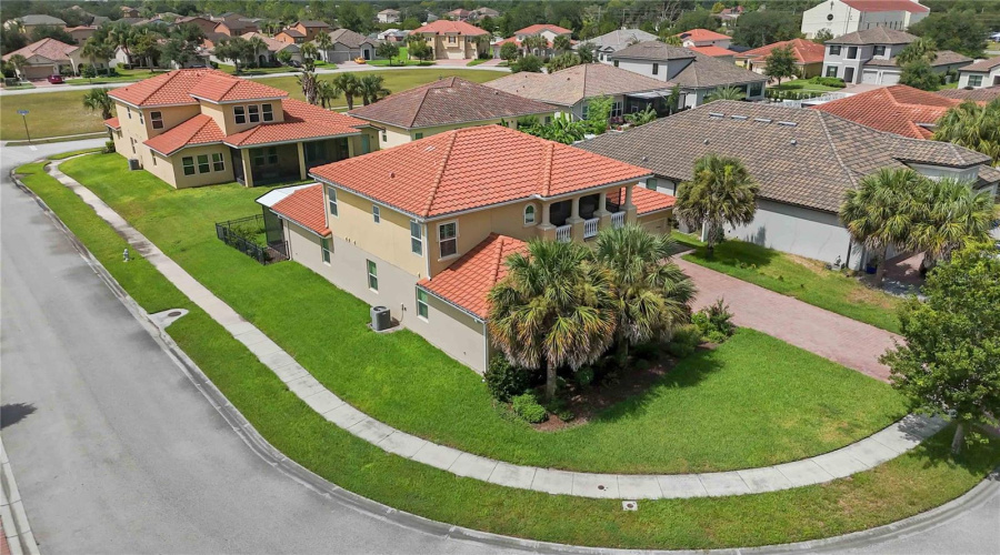 KISSIMMEE, Florida 34746, 4 Bedrooms Bedrooms, ,3 BathroomsBathrooms,Residential,For Sale,GOLDEN KNOT,0,MFRO6425379