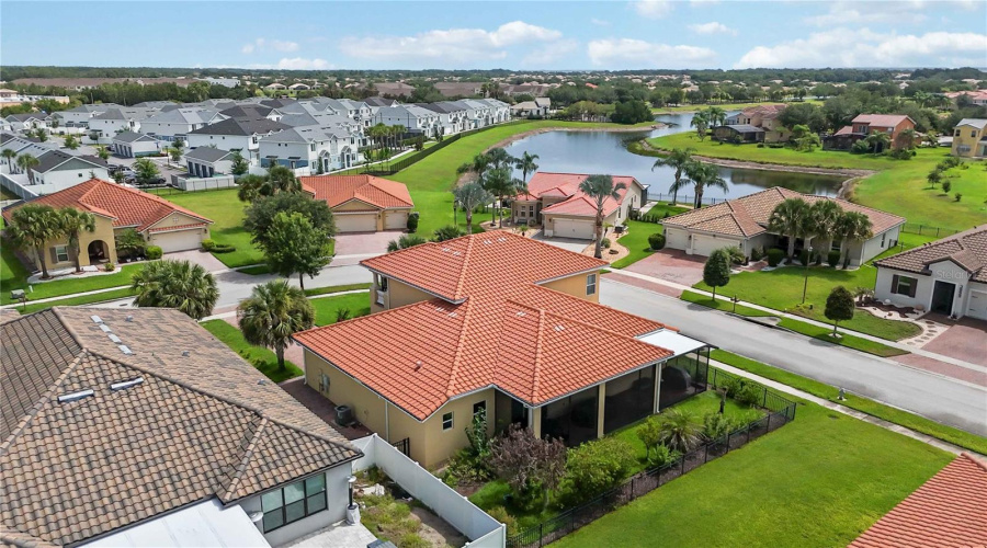 KISSIMMEE, Florida 34746, 4 Bedrooms Bedrooms, ,3 BathroomsBathrooms,Residential,For Sale,GOLDEN KNOT,0,MFRO6425379