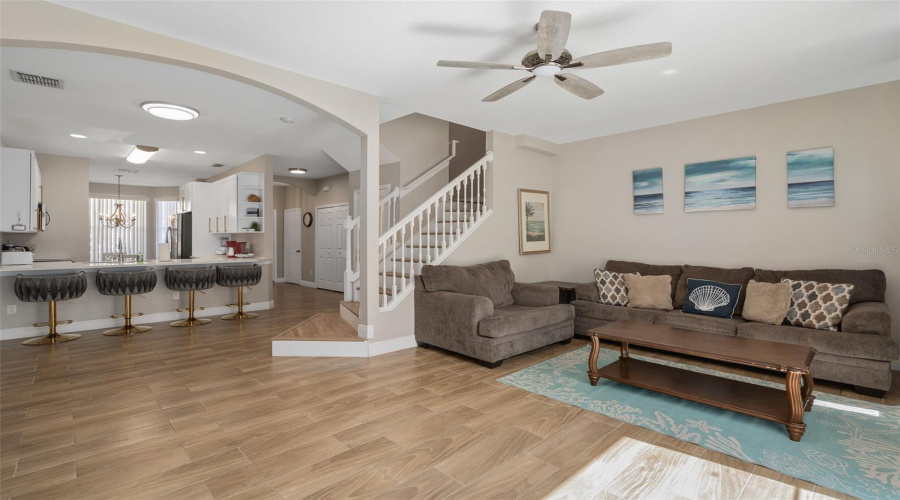 Kissimmee, Florida 34746, 3 Bedrooms Bedrooms, ,2 Bathroomsbathrooms,Residential,For Sale,S Beach Cir,0,Mfrs5153974