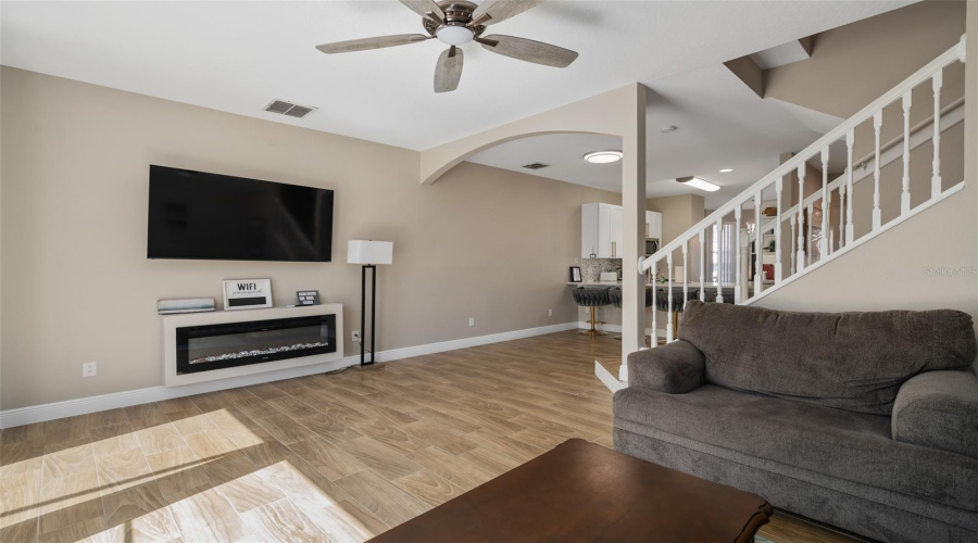 Kissimmee, Florida 34746, 3 Bedrooms Bedrooms, ,2 Bathroomsbathrooms,Residential,For Sale,S Beach Cir,0,Mfrs5153974