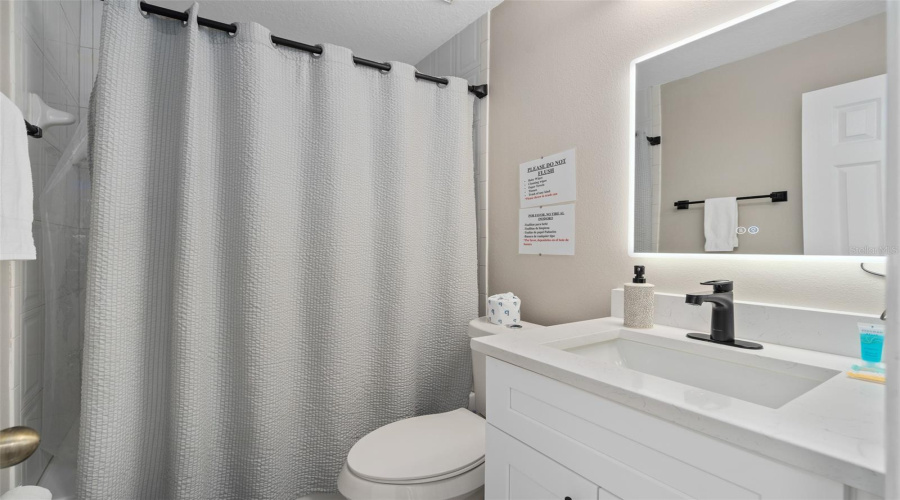 Kissimmee, Florida 34746, 3 Bedrooms Bedrooms, ,2 Bathroomsbathrooms,Residential,For Sale,S Beach Cir,0,Mfrs5153974