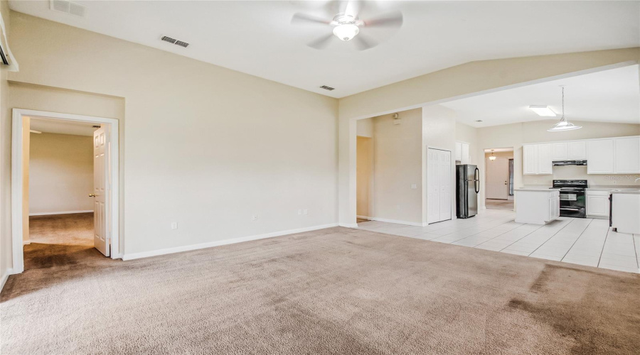 KISSIMMEE, Florida 34746, 3 Bedrooms Bedrooms, ,2 BathroomsBathrooms,Residential,For Sale,GRANGER,0,MFRS5152131