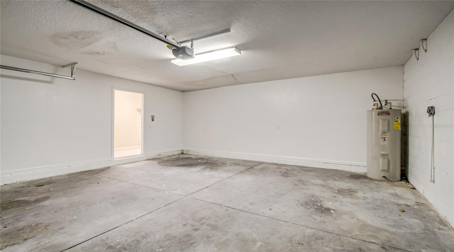 KISSIMMEE, Florida 34746, 3 Bedrooms Bedrooms, ,2 BathroomsBathrooms,Residential,For Sale,GRANGER,0,MFRS5152131