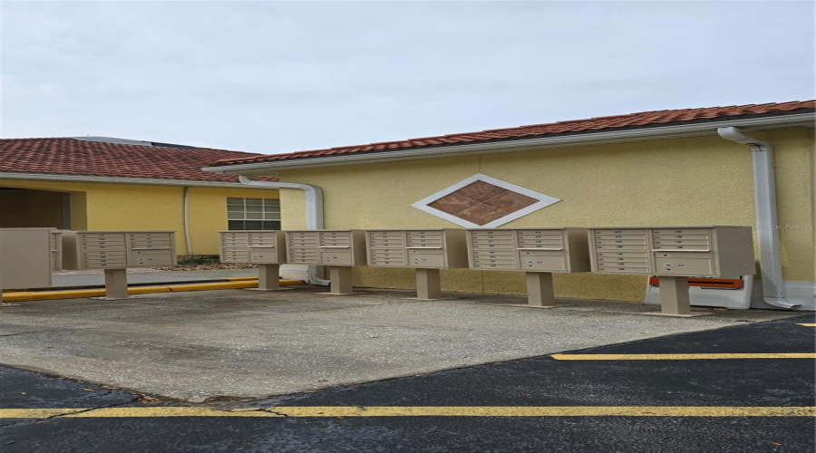 KISSIMMEE, Florida 34746, 4 Bedrooms Bedrooms, ,3 BathroomsBathrooms,Residential,For Sale,PARK RIDGE,0,MFRO6275327