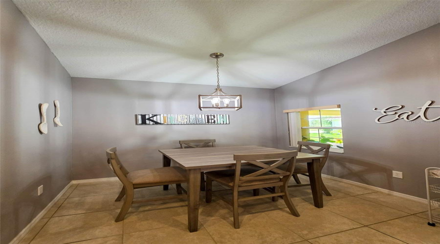 KISSIMMEE, Florida 34746, 4 Bedrooms Bedrooms, ,2 BathroomsBathrooms,Residential,For Sale,GOLDEN KNOT,0,MFRO6425404
