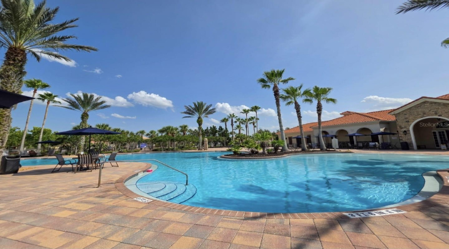 KISSIMMEE, Florida 34746, 4 Bedrooms Bedrooms, ,2 BathroomsBathrooms,Residential,For Sale,GOLDEN KNOT,0,MFRO6425404