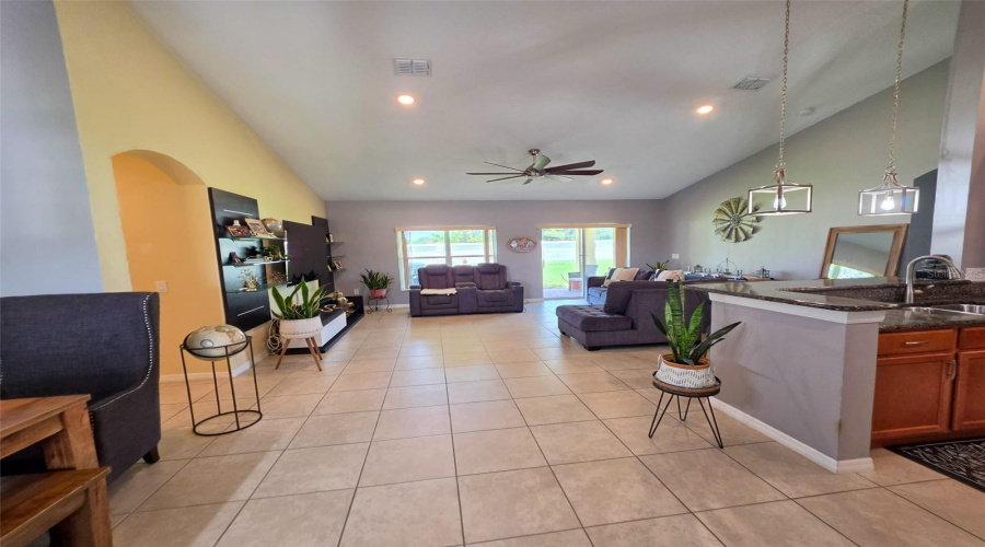 KISSIMMEE, Florida 34746, 4 Bedrooms Bedrooms, ,2 BathroomsBathrooms,Residential,For Sale,GOLDEN KNOT,0,MFRO6425404
