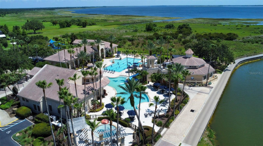 KISSIMMEE, Florida 34746, 4 Bedrooms Bedrooms, ,2 BathroomsBathrooms,Residential,For Sale,GOLDEN KNOT,0,MFRO6425404