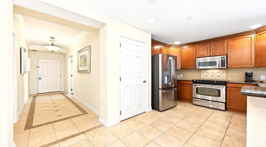 Kitchen/Foyer.