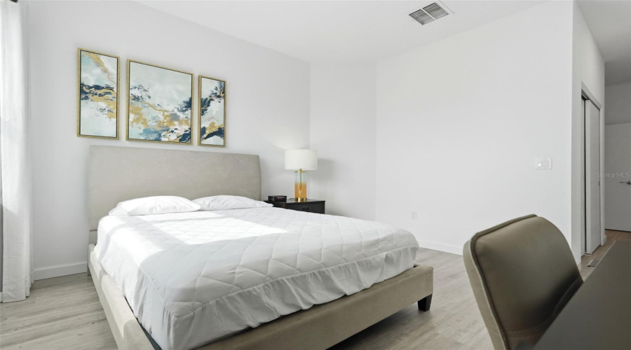 DAVENPORT, Florida 33896, 5 Bedrooms Bedrooms, ,4 BathroomsBathrooms,Residential,For Sale,FAMAGUSTA,0,MFRO6425593