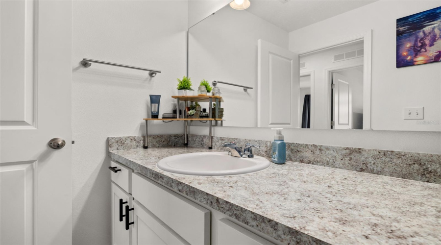 DAVENPORT, Florida 33837, 3 Bedrooms Bedrooms, ,2 BathroomsBathrooms,Residential,For Sale,MANDOVI,0,MFRO6426379
