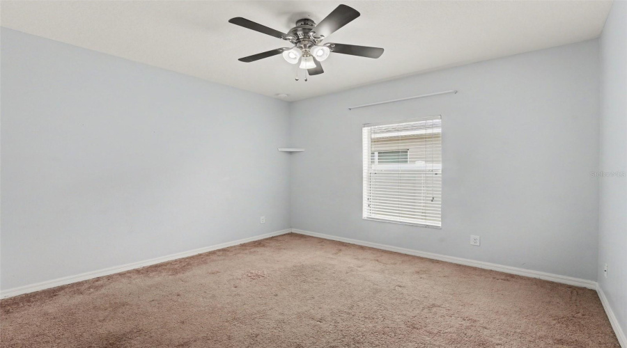 DAVENPORT, Florida 33896, 3 Bedrooms Bedrooms, ,2 BathroomsBathrooms,Residential,For Sale,MARSH MEADOW LN,0,MFRO6425866