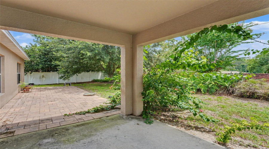 DAVENPORT, Florida 33896, 3 Bedrooms Bedrooms, ,2 BathroomsBathrooms,Residential,For Sale,MARSH MEADOW LN,0,MFRO6425866