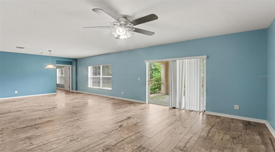 DAVENPORT, Florida 33896, 3 Bedrooms Bedrooms, ,2 BathroomsBathrooms,Residential,For Sale,MARSH MEADOW LN,0,MFRO6425866