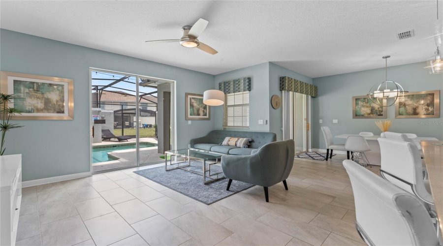 KISSIMMEE, Florida 34746, 4 Bedrooms Bedrooms, ,3 BathroomsBathrooms,Residential,For Sale,ROMEO,0,MFRO6426857