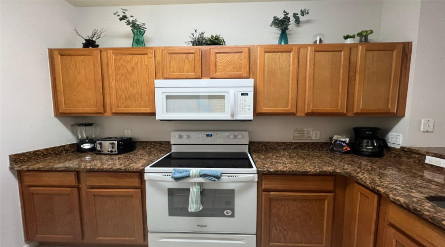 KISSIMMEE, Florida 34747, 3 Bedrooms Bedrooms, ,2 BathroomsBathrooms,Residential,For Sale,BAY LILLY,0,MFRO6426863