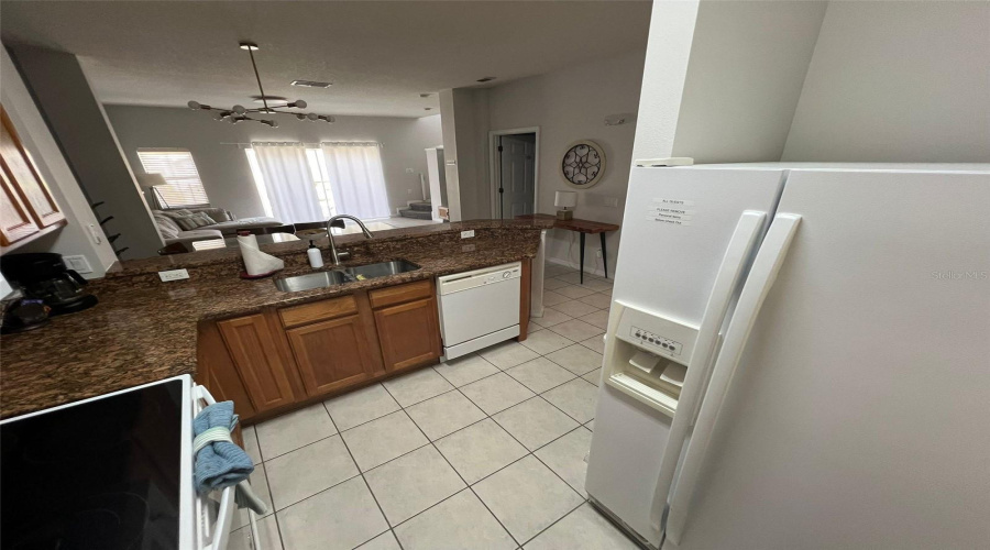 KISSIMMEE, Florida 34747, 3 Bedrooms Bedrooms, ,2 BathroomsBathrooms,Residential,For Sale,BAY LILLY,0,MFRO6426863