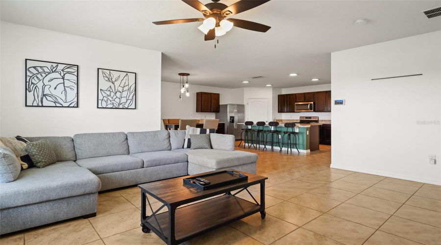 DAVENPORT, Florida 33837, 4 Bedrooms Bedrooms, ,2 BathroomsBathrooms,Residential,For Sale,BROOKLET,0,MFRO6426715