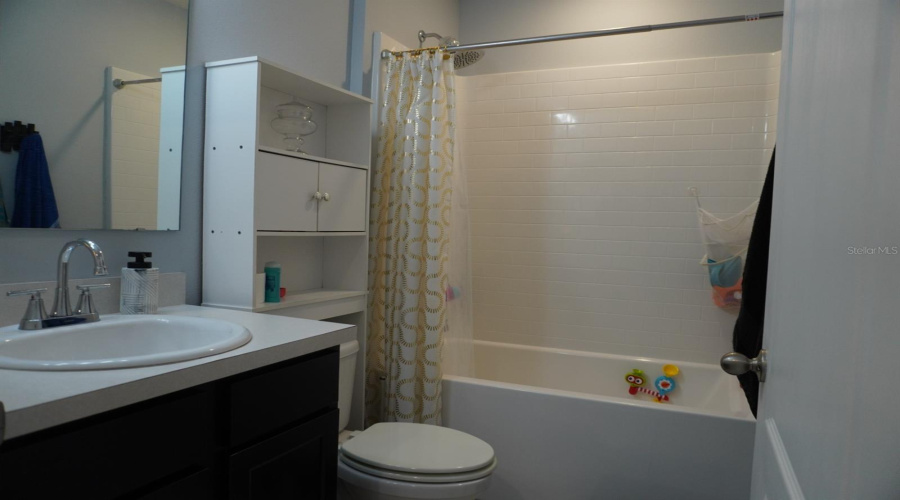 Davenport, Florida 33837, 3 Bedrooms Bedrooms, ,2 Bathroomsbathrooms,Residential,For Sale,Pinecrest,0,Mfrs5154112