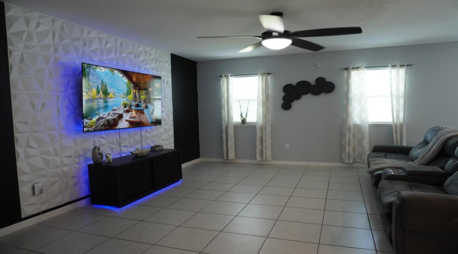 Davenport, Florida 33837, 3 Bedrooms Bedrooms, ,2 Bathroomsbathrooms,Residential,For Sale,Pinecrest,0,Mfrs5154112