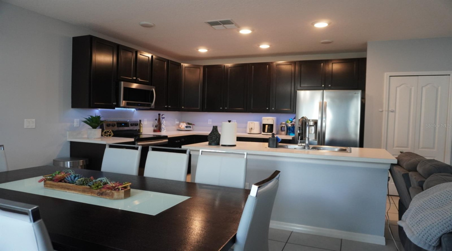Davenport, Florida 33837, 3 Bedrooms Bedrooms, ,2 Bathroomsbathrooms,Residential,For Sale,Pinecrest,0,Mfrs5154112