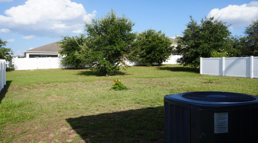 Davenport, Florida 33837, 3 Bedrooms Bedrooms, ,2 Bathroomsbathrooms,Residential,For Sale,Pinecrest,0,Mfrs5154112