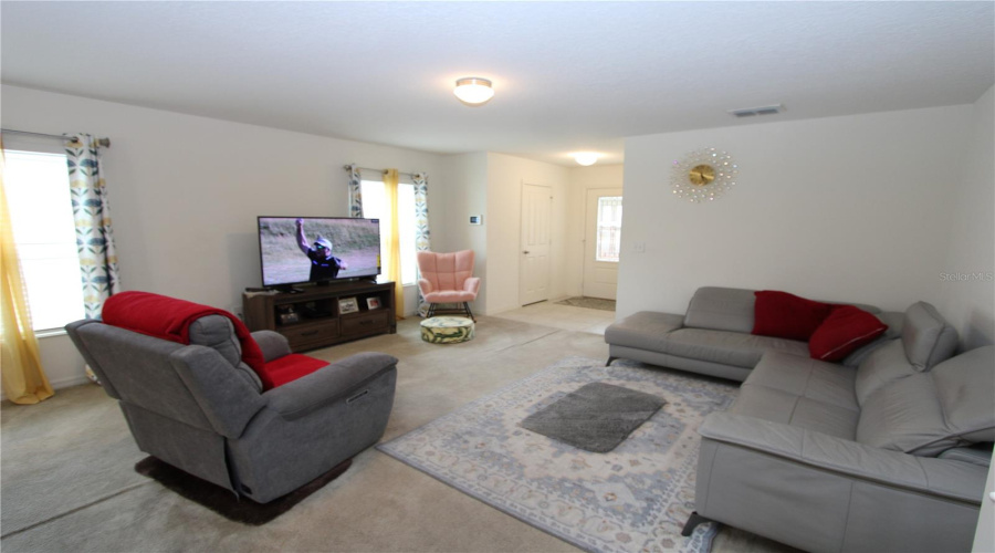 DAVENPORT, Florida 33837, 3 Bedrooms Bedrooms, ,2 BathroomsBathrooms,Residential,For Sale,PRESERVE POINTE,0,MFRO6425490
