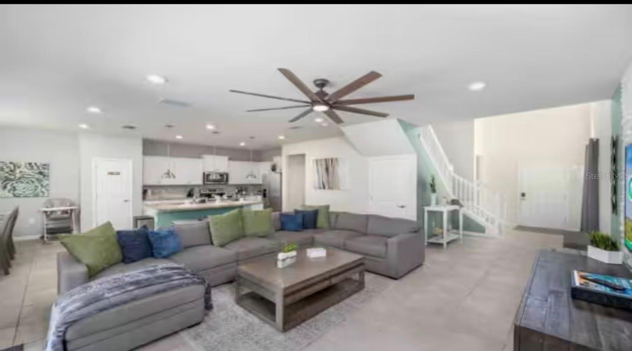 DAVENPORT, Florida 33897, 5 Bedrooms Bedrooms, ,4 BathroomsBathrooms,Residential,For Sale,LELANI,0,MFRO6373772